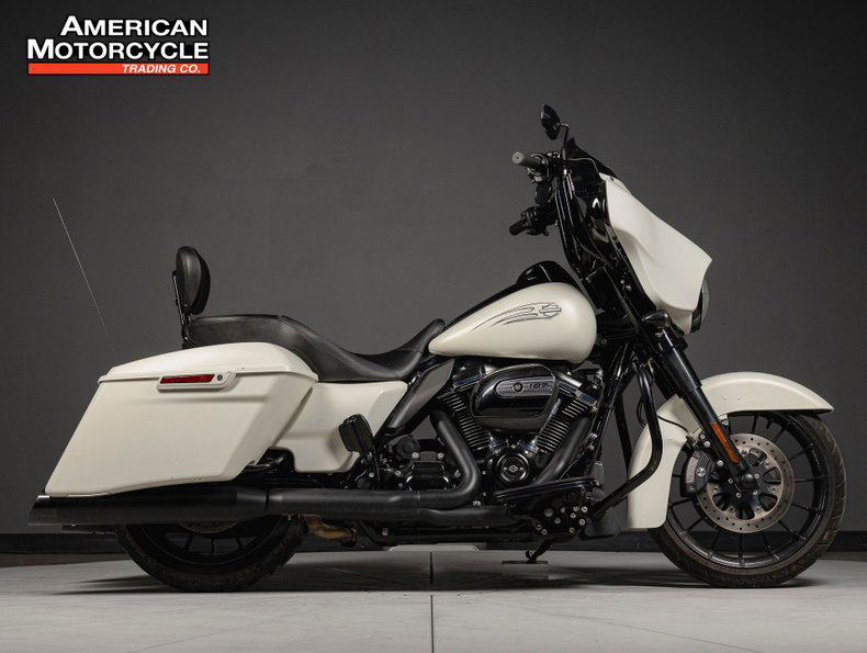 Street Glide® Special