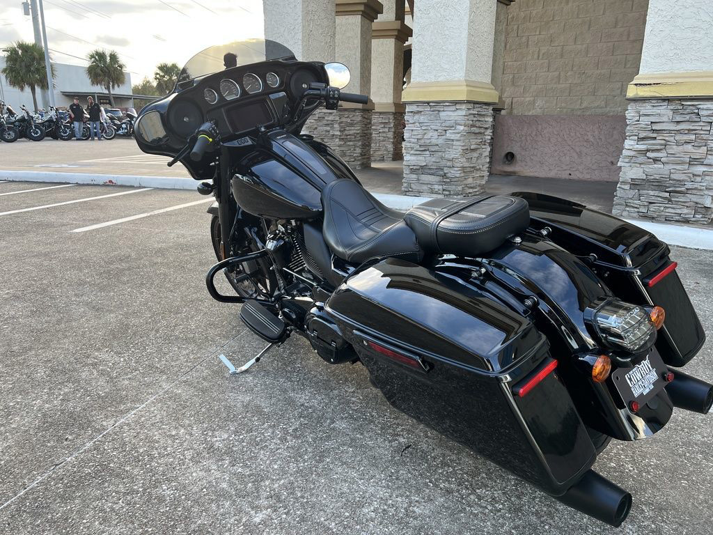 Street Glide® ST