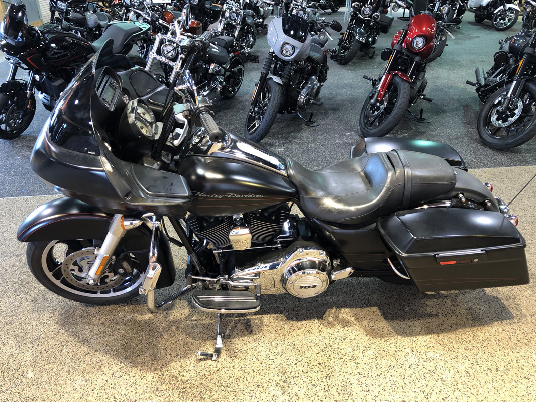 Road Glide® Custom