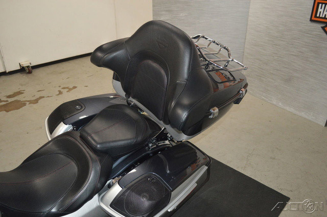 CVO® Street Glide®