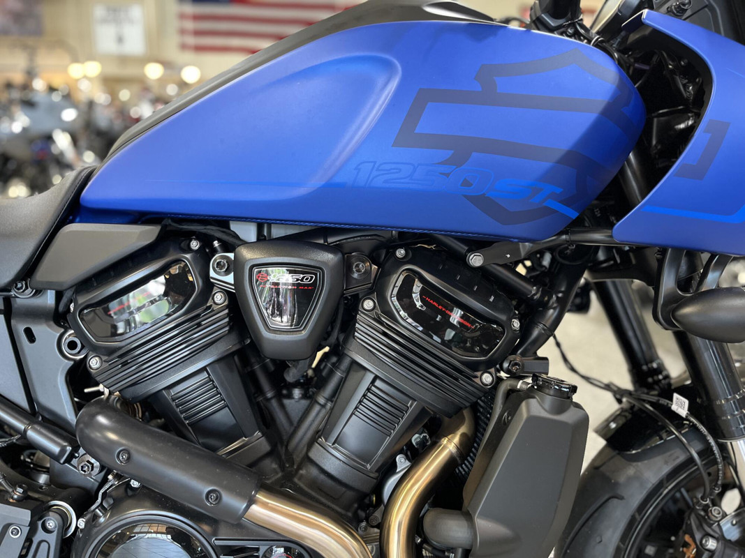 Pan America® 1250 ST