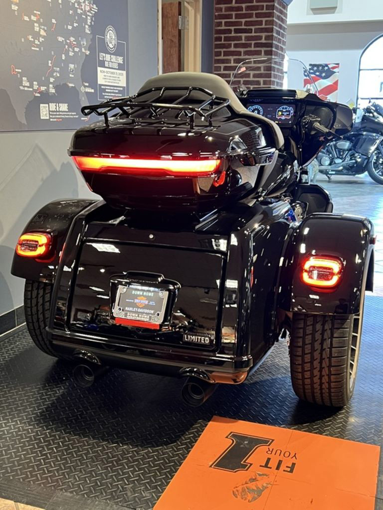 Street Glide® 3 Limited