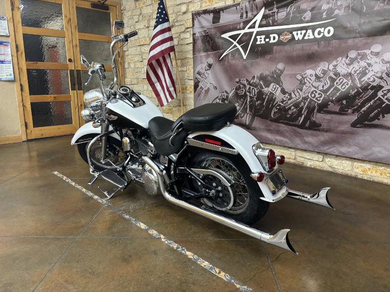 Softail® Deluxe