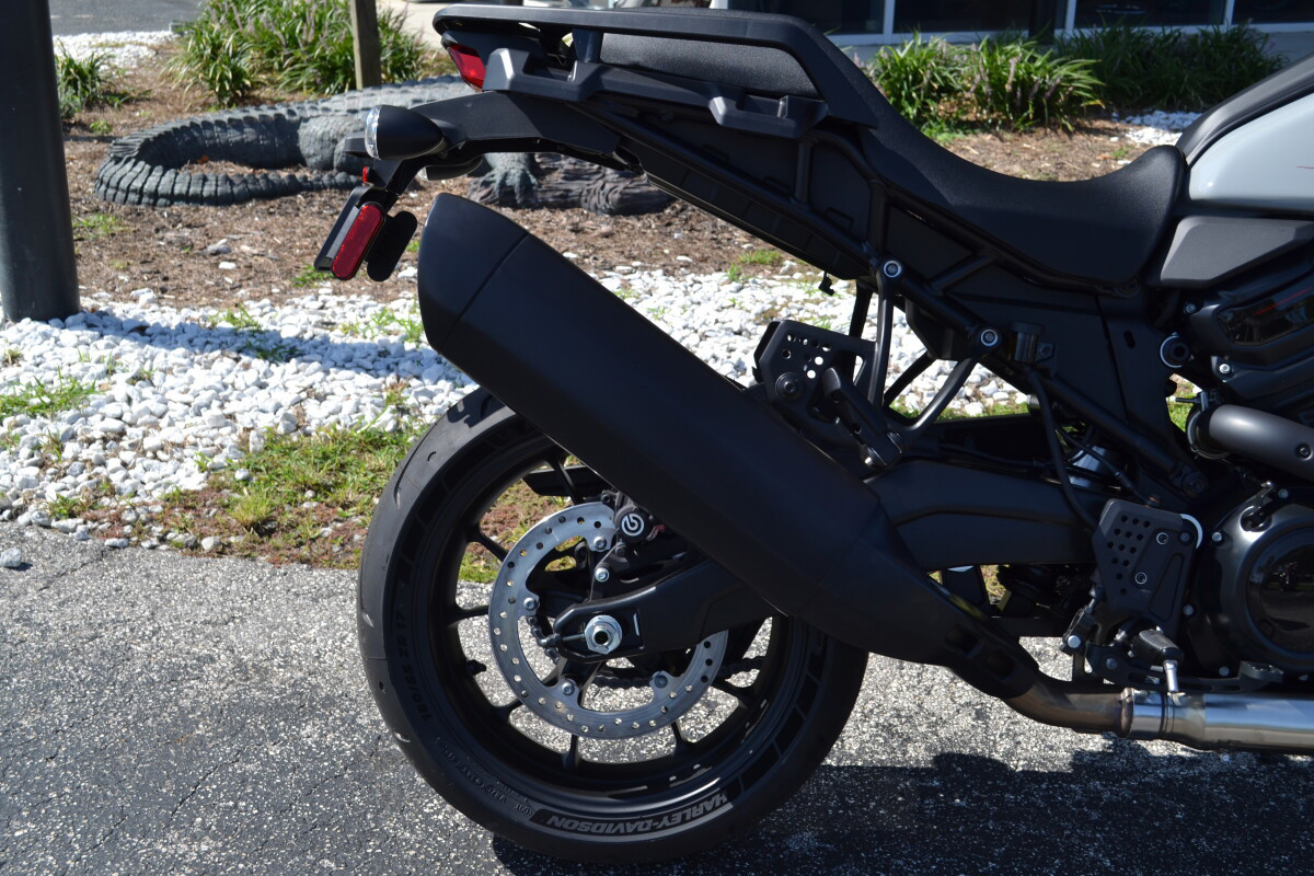 Pan America® 1250 ST