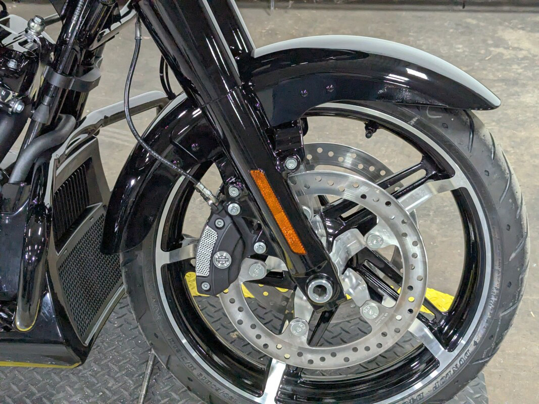 Road Glide®