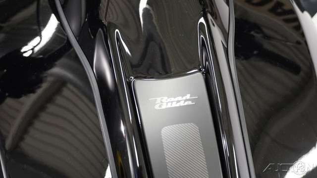 Road Glide®
