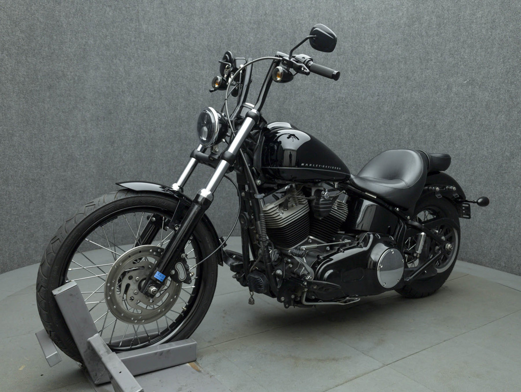 Softail® Blackline™