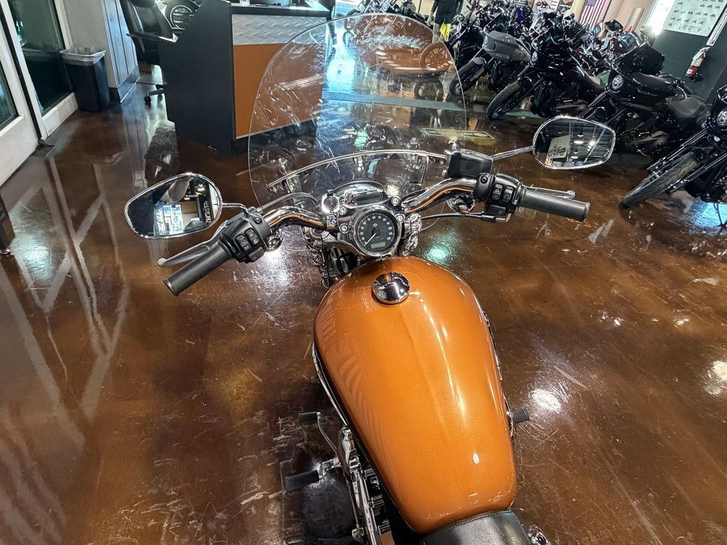 Sportster® 1200 Custom