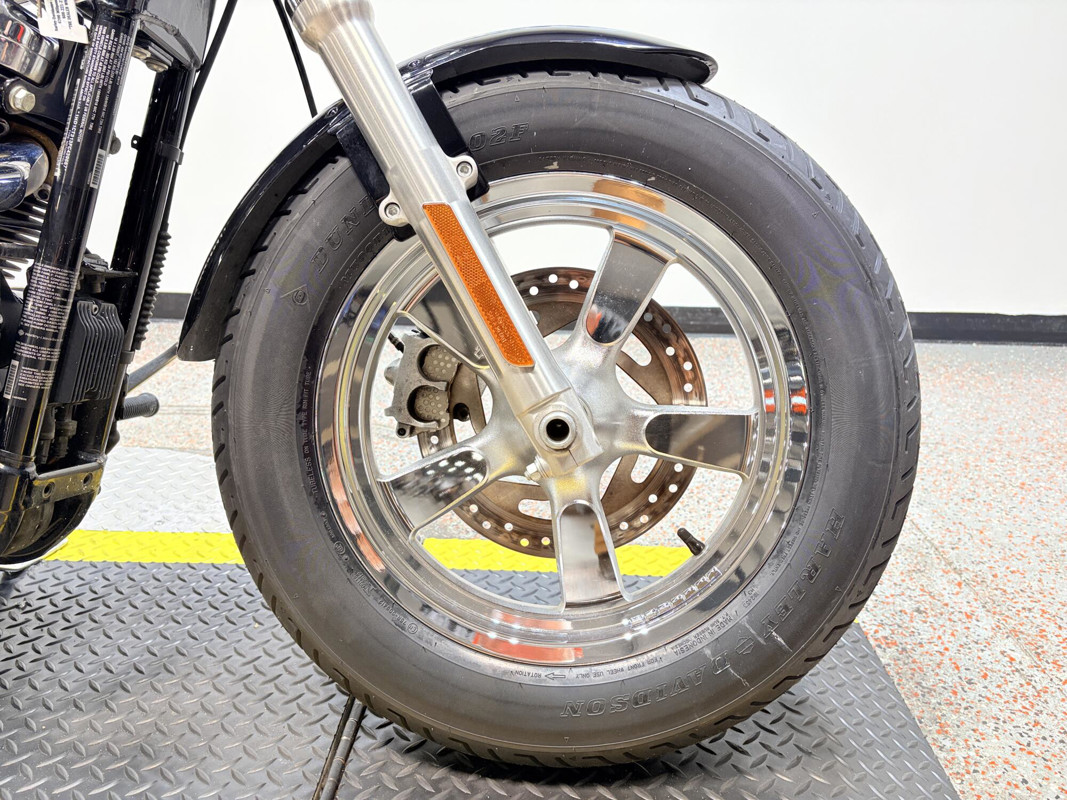 Sportster® 1200 Custom