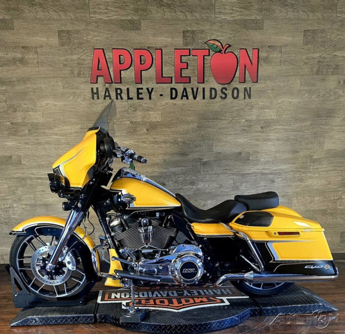 CVO® Street Glide®