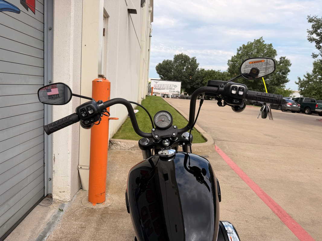 Street Bob®