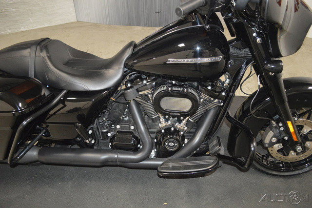 Street Glide® Special
