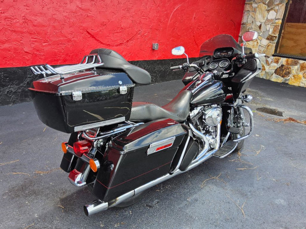 Road Glide®