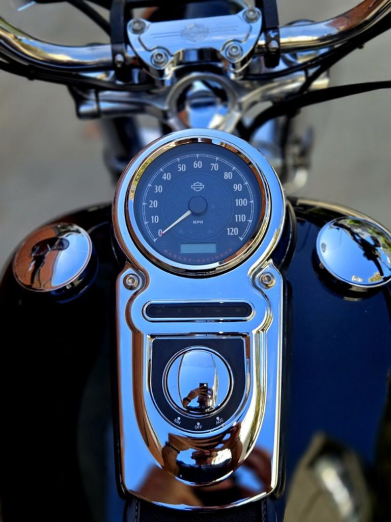 Dyna® Super Glide Custom