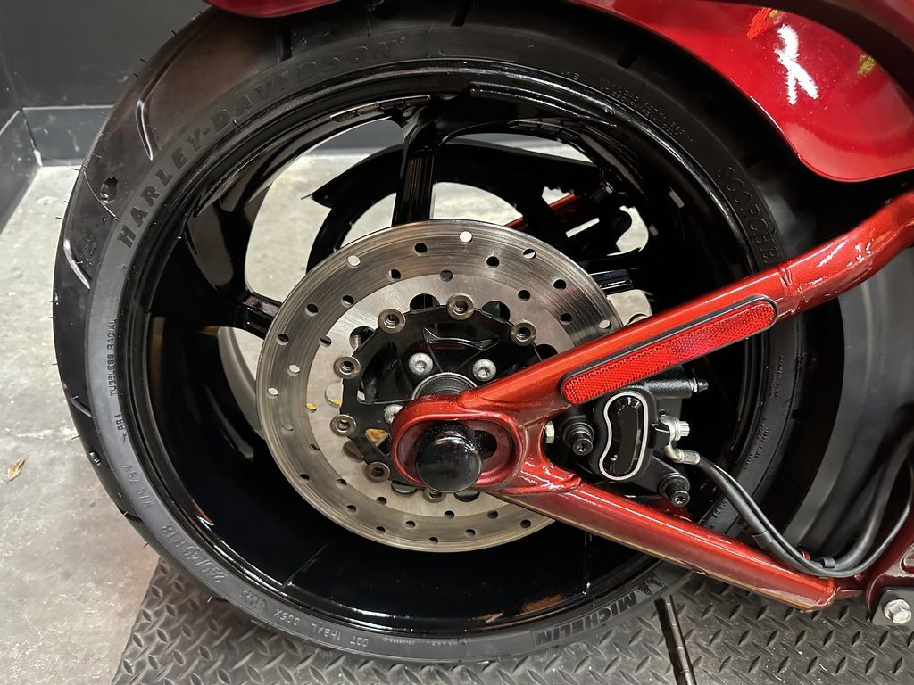 CVO® Pro Street Breakout®