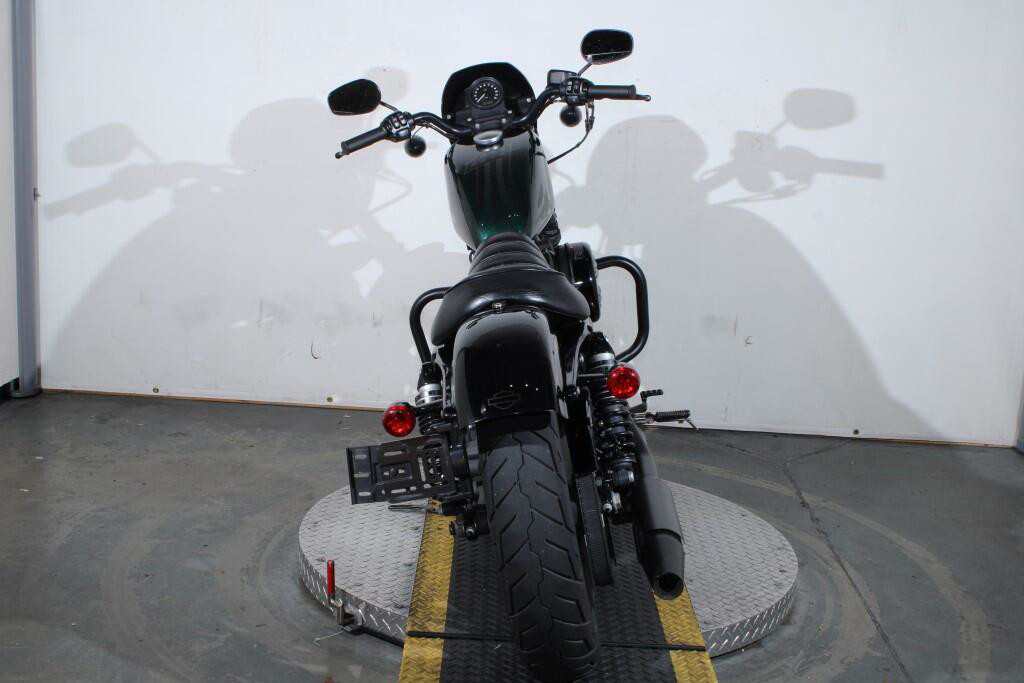 Iron 883®
