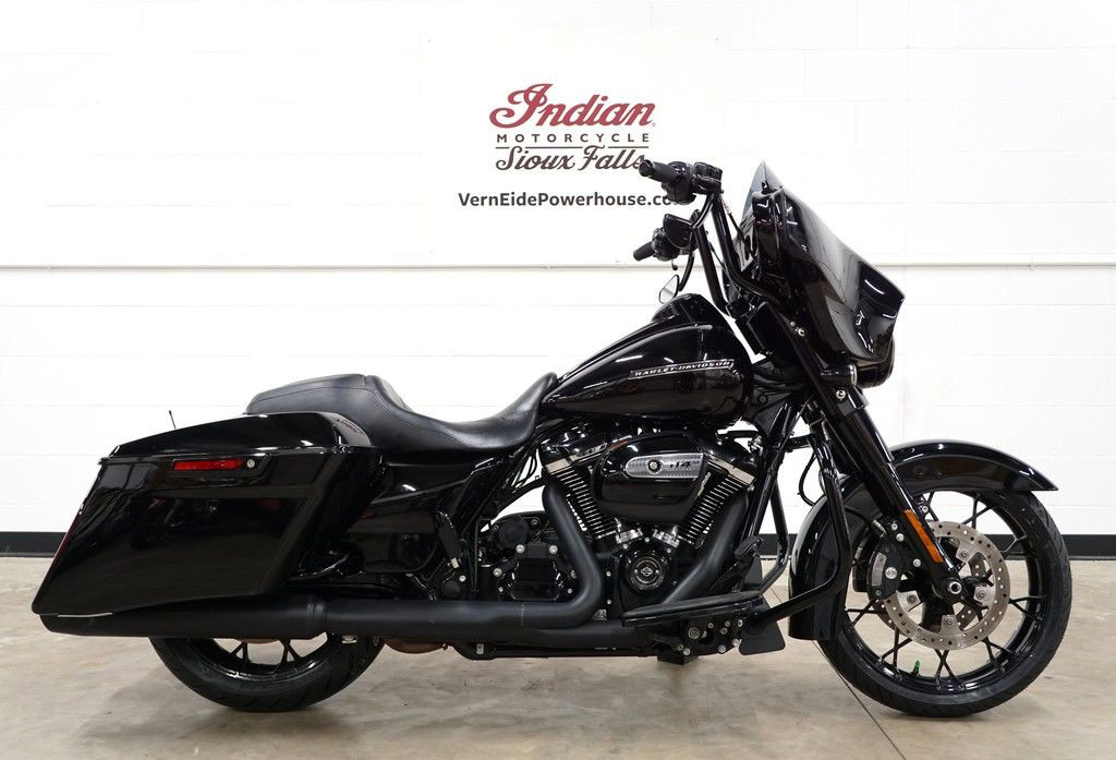 Street Glide® Special