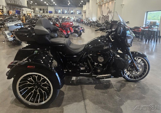 Street Glide® 3 Limited