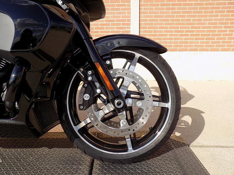 Street Glide® Ultra