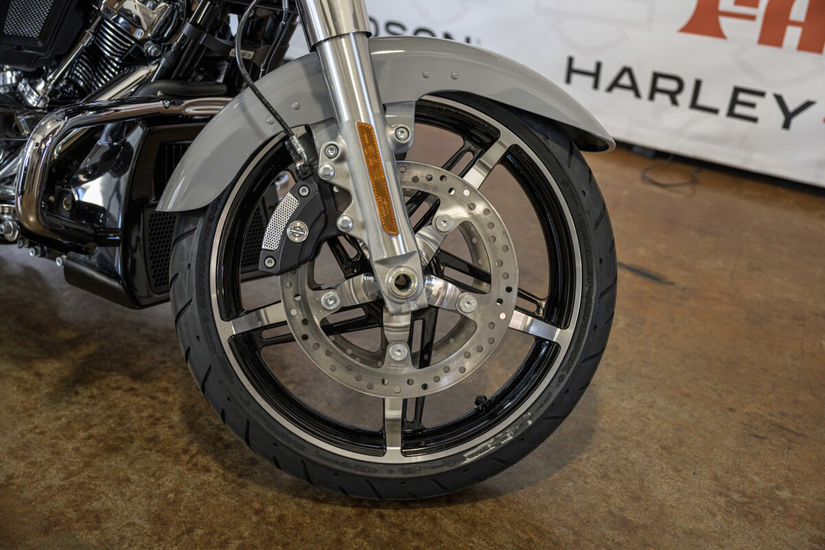 Road Glide®
