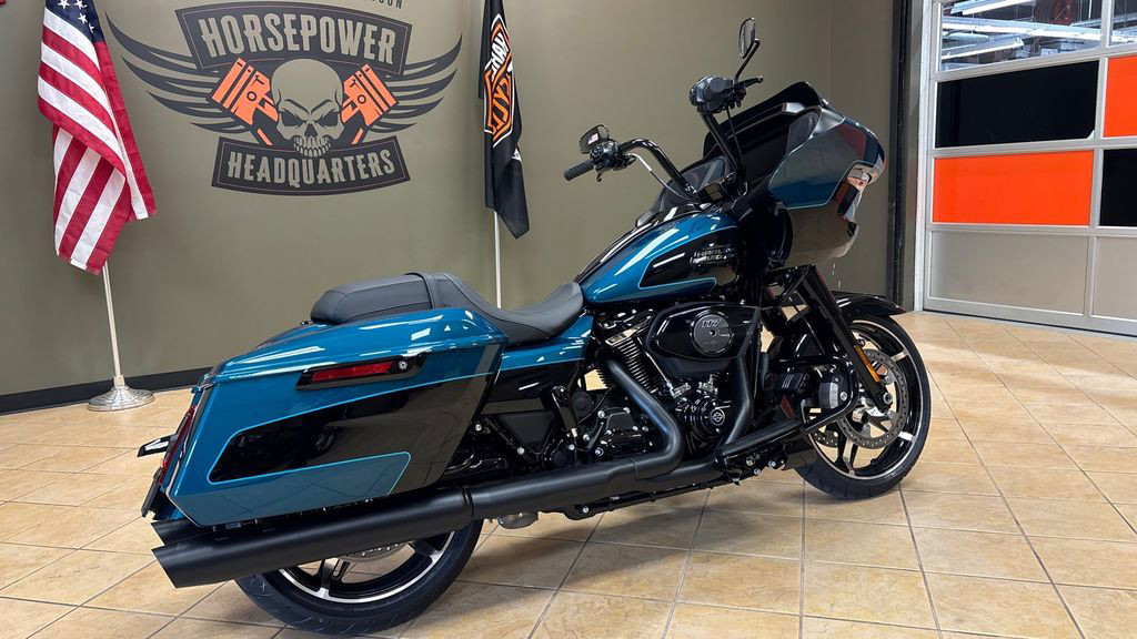 Road Glide®
