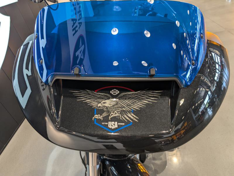 Road Glide®