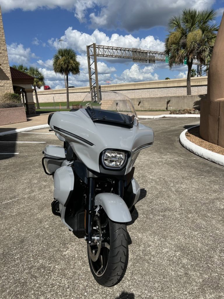 Street Glide® Ultra