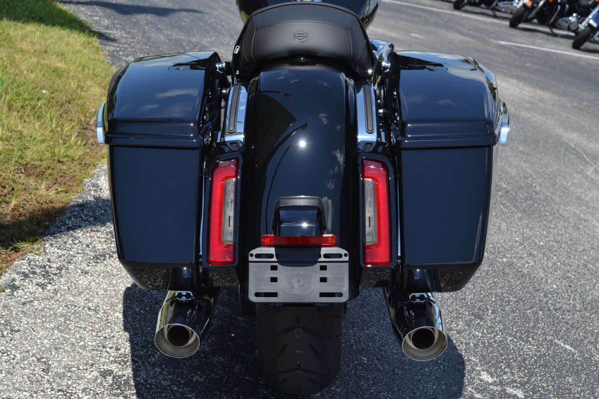 Street Glide®