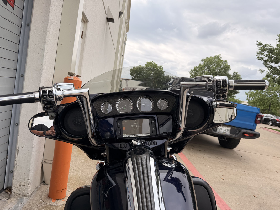 CVO® Street Glide®