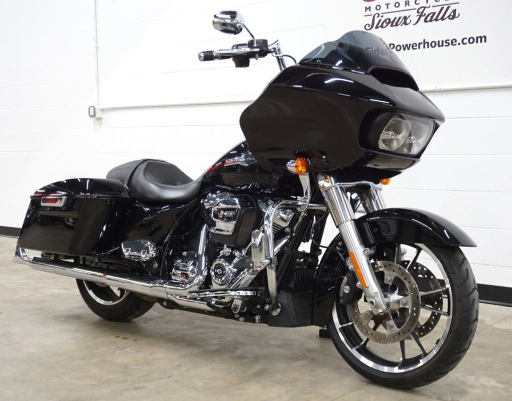 Road Glide®