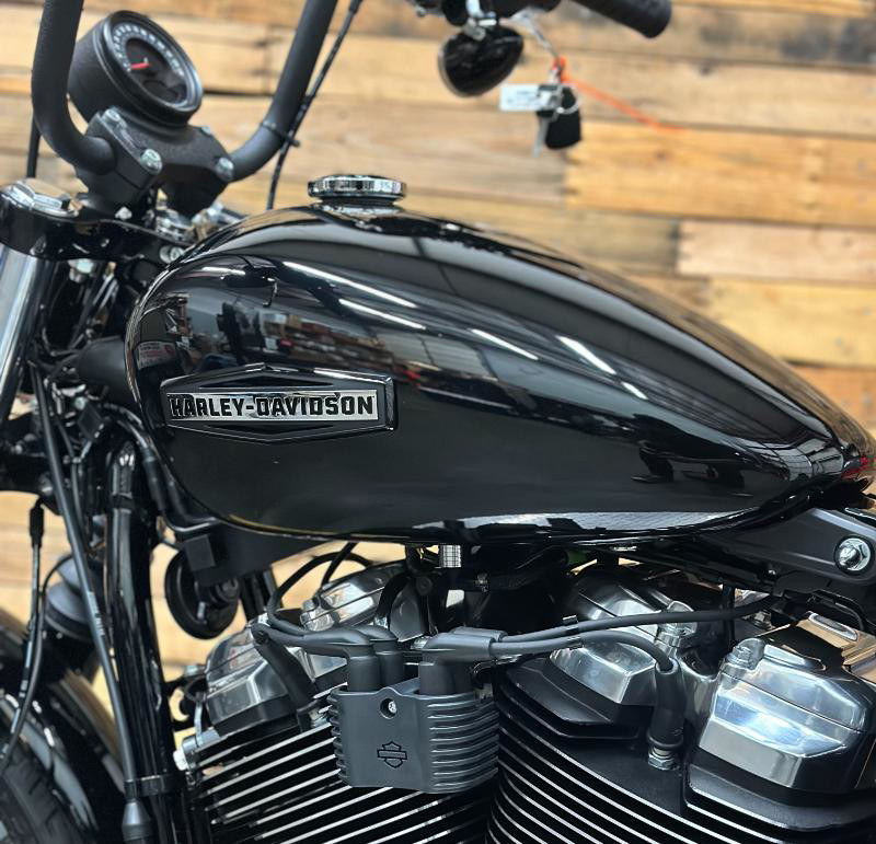Street Bob®