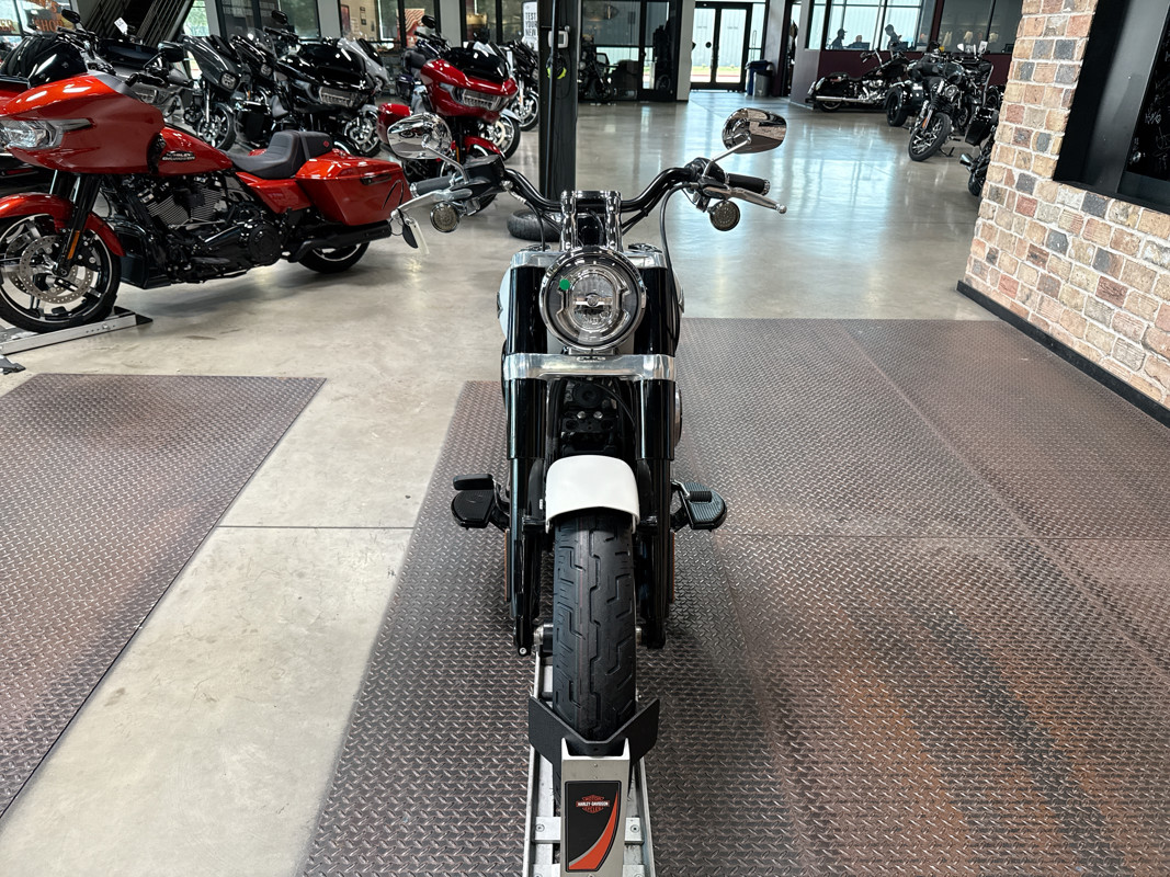 Softail® Slim®