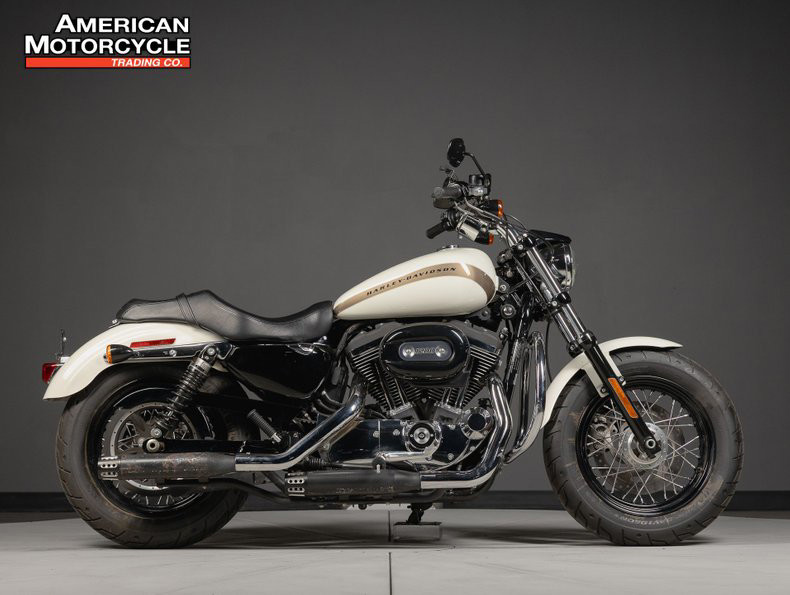 Sportster® 1200 Custom
