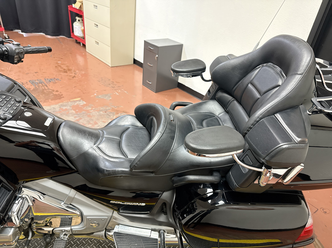 Gold Wing Airbag