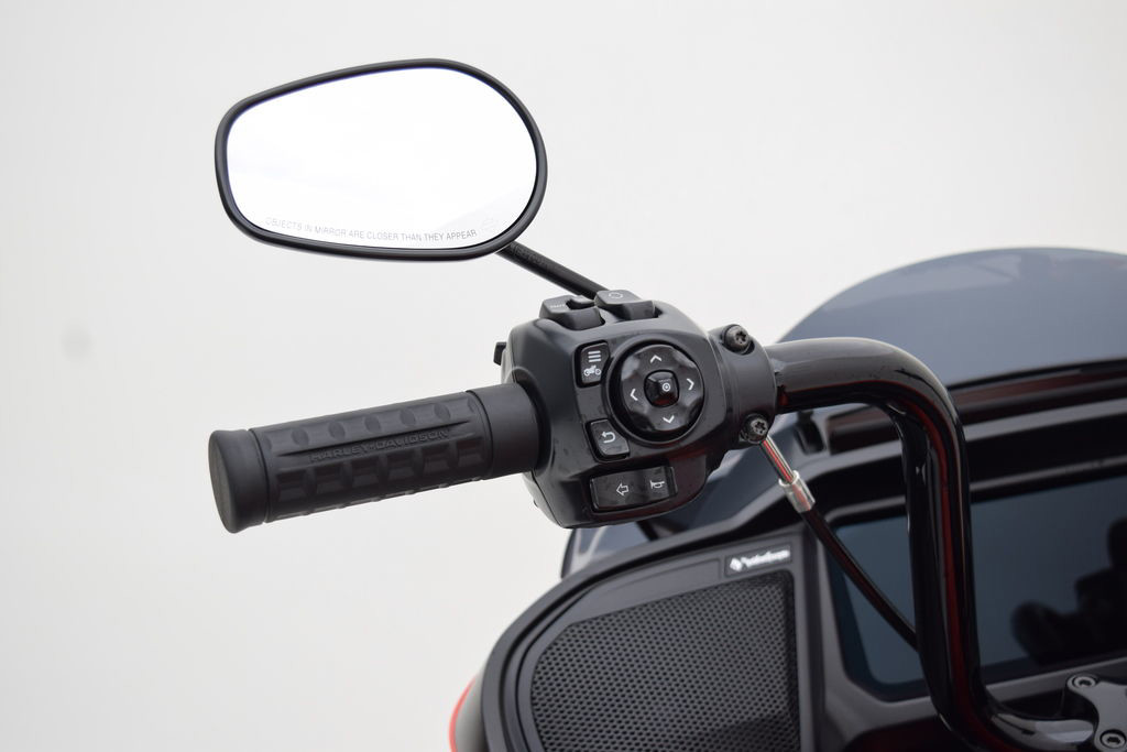 Road Glide®