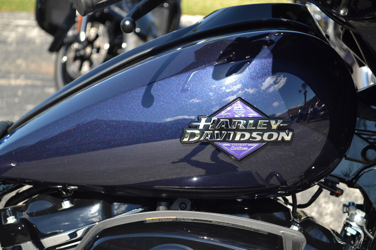 Street Glide®