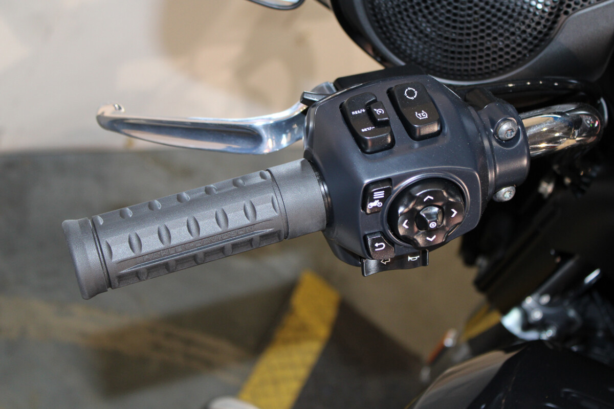 Street Glide®