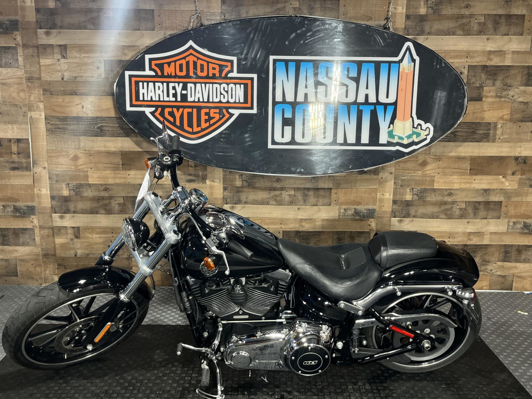 Softail® Breakout®