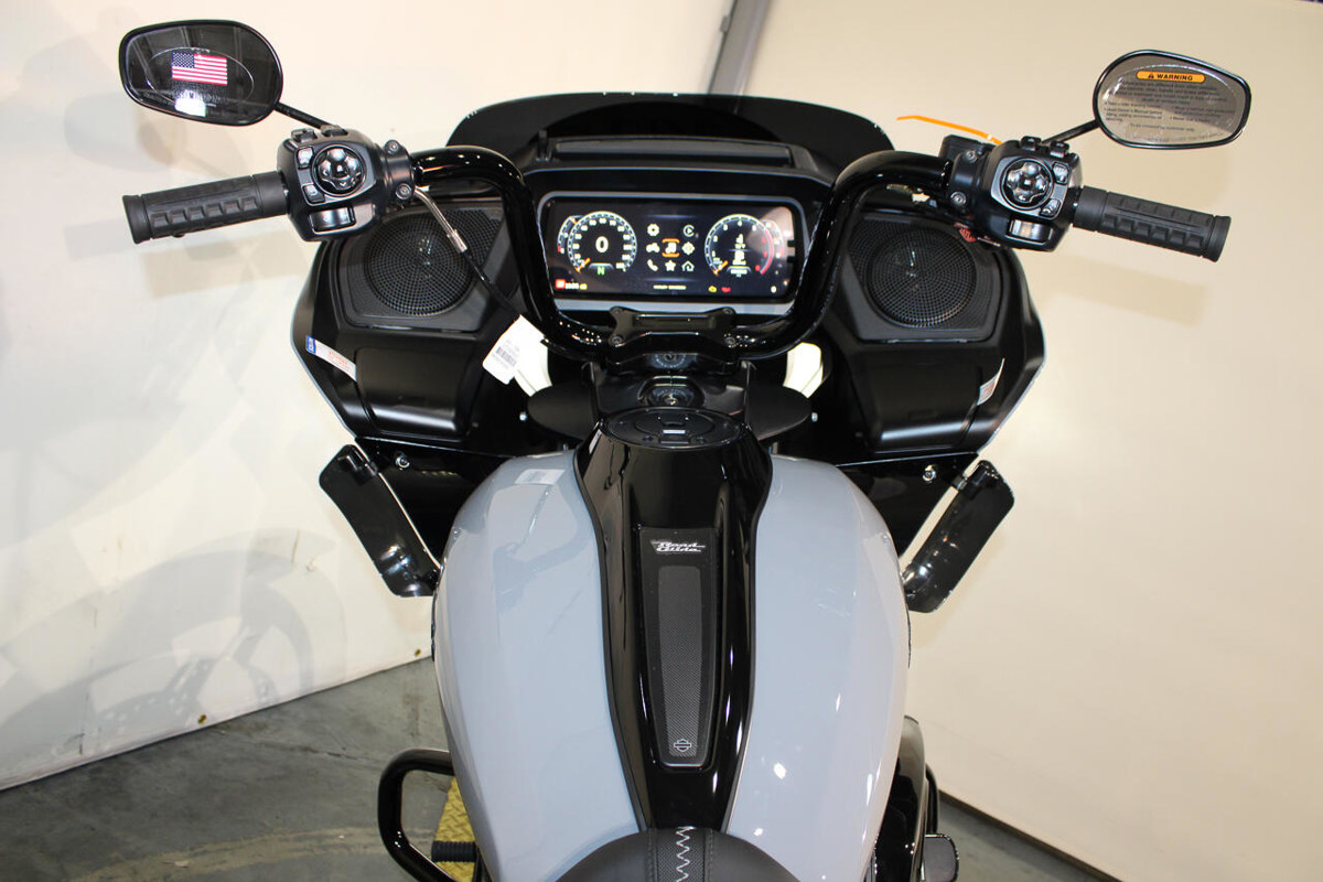 Road Glide®