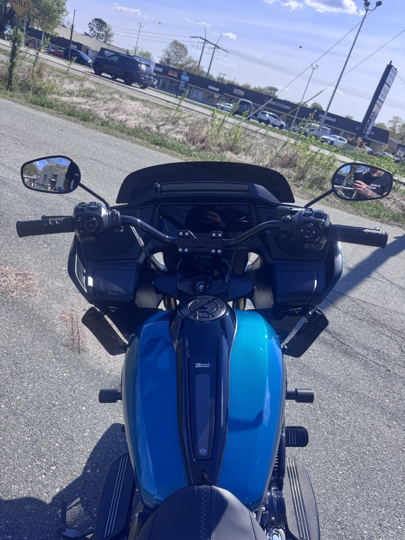 Road Glide®