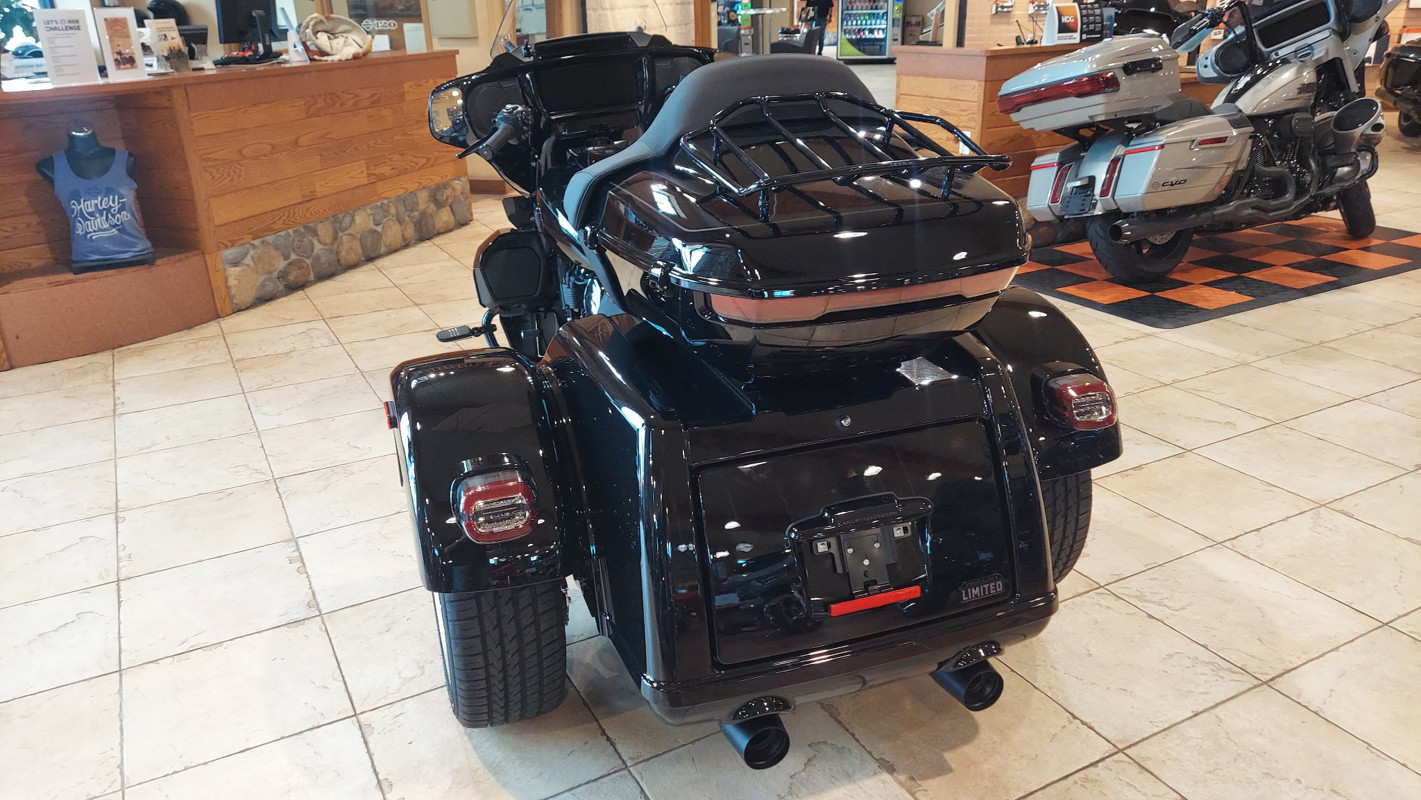 Street Glide® 3 Limited
