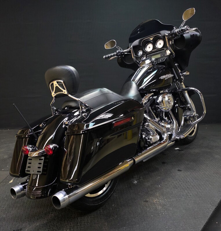 Street Glide®