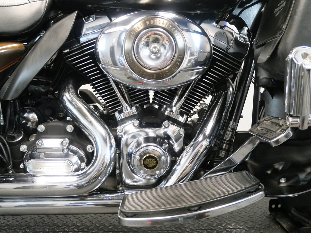 Electra Glide® Ultra® Limited 110th Anniversary