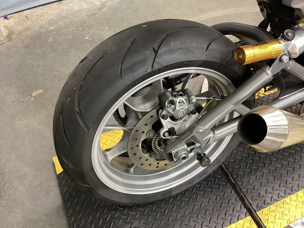 FTR 1200 R Carbon