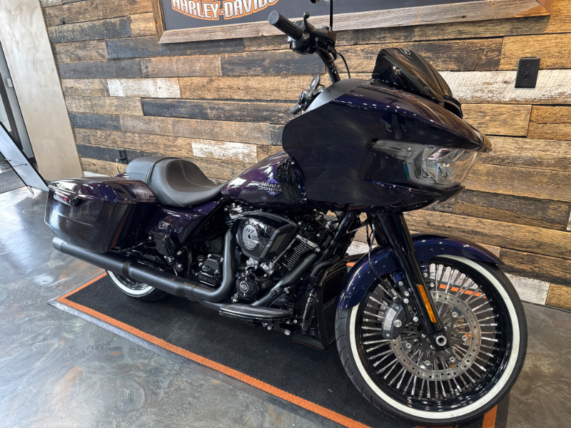 Road Glide®