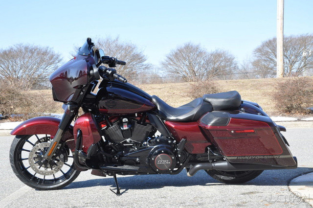 CVO® Street Glide®