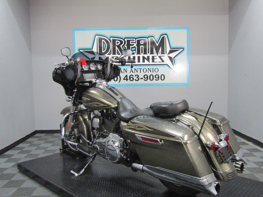 Street Glide® Special