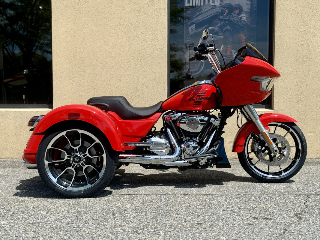 Road Glide® 3