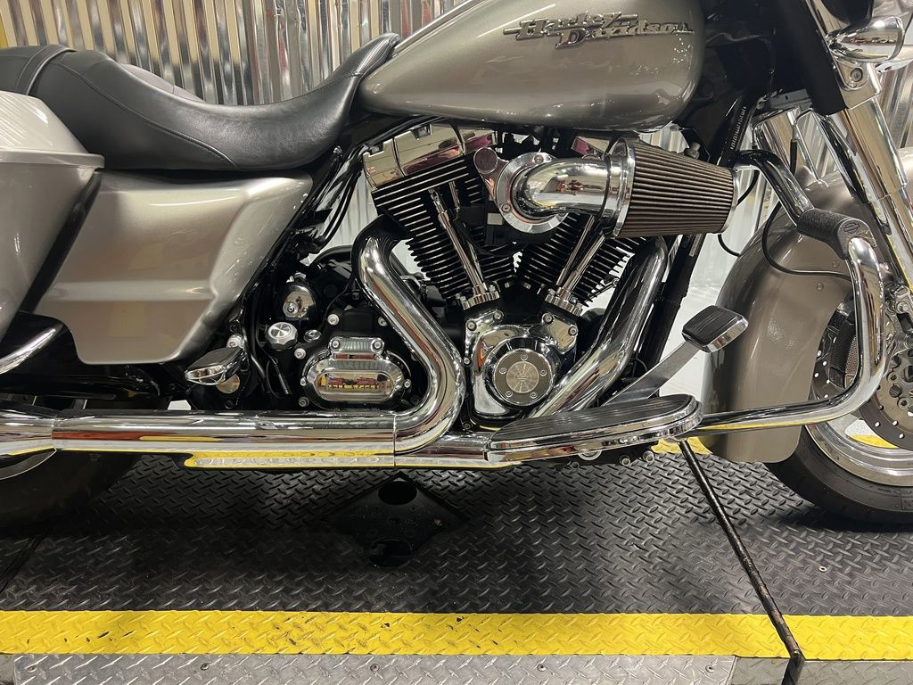 Street Glide®