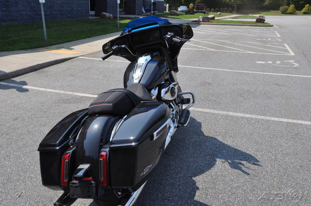 Street Glide®
